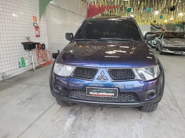 Carro Mitsubishi L200 Triton 2013 3.2 DI-D 4x4