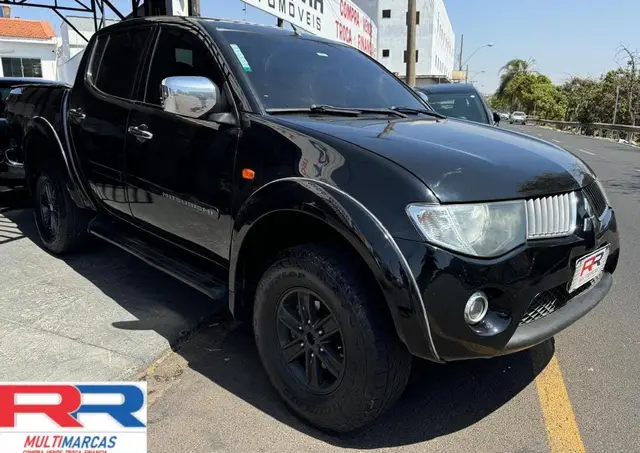 Carro Mitsubishi L200 Triton Sport 2009 L 200 Triton HPE 4x4 3.2 (aut) (CD)
