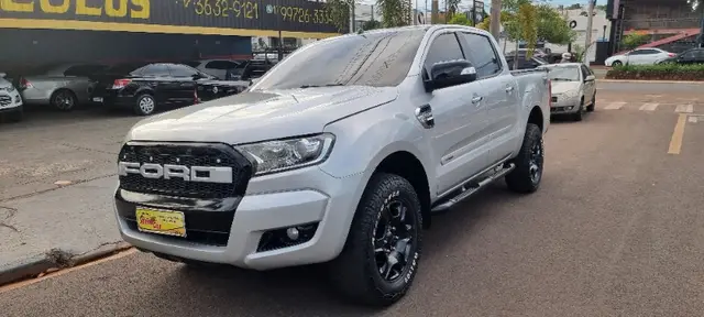 Carro Ford Ranger Cabine Dupla 2017 Ranger 3.2 XLT CD 4x4 (Aut)