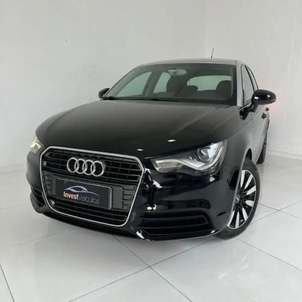 Carro Audi A1 2014 1.4 TFSI Attraction S Tronic