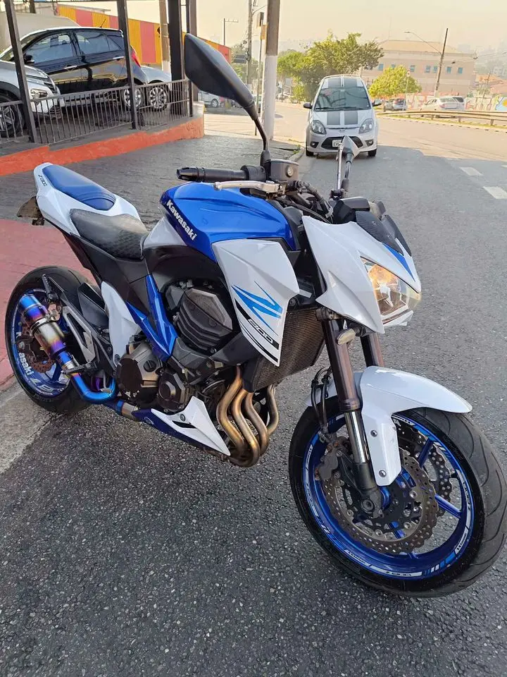 Kawasaki Z 800 Z-800