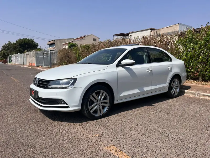 Volkswagen Jetta 2.0 TSI Highline DSG