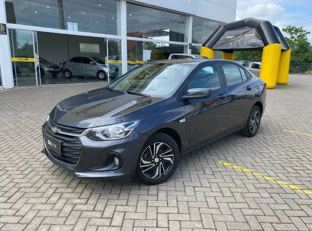 Carro Chevrolet Onix Plus 2024 LT 1.0