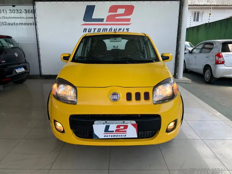 Fiat Uno Sporting 1.4 8V (Flex) 4p