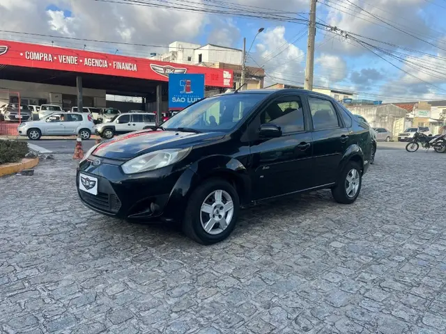 Carro Ford New Fiesta Sedan 2014 1.6 SE (Flex)