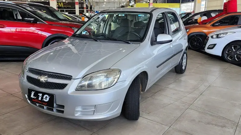 Chevrolet LT 1.0 (Flex)