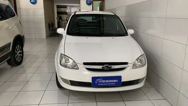 Carro Chevrolet Classic 2015 LS 1.0 VHCE (Flex)