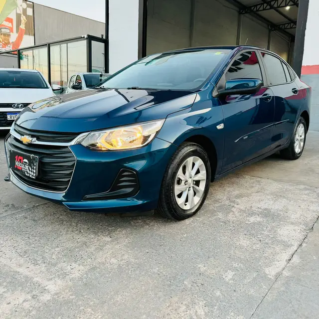 Carro Chevrolet Onix Plus 2023 LT 1.0 Turbo (Aut.)
