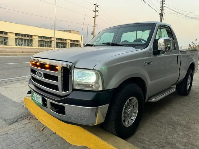 Carro Ford F-250 2008 XLT 4x2 3.9 (Cab Dupla)