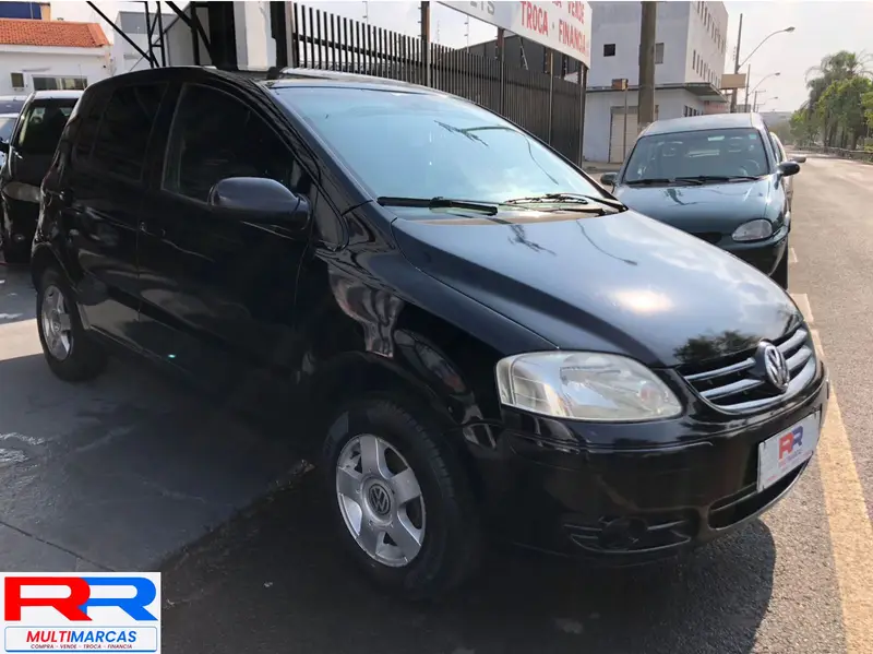 Volkswagen Fox Plus 1.6 8V (Flex) 2p