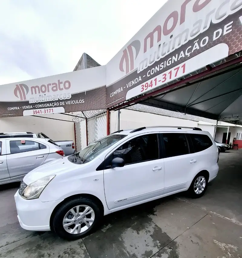 Nissan Grand Livina S 1.8 16V (flex)