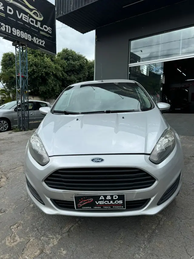 Carro Ford New Fiesta Hatch 2015 New Fiesta S 1.5 16V