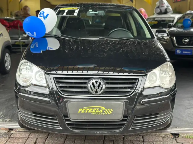 Carro Volkswagen Polo Sedan 2011 1.6 8V (Flex)