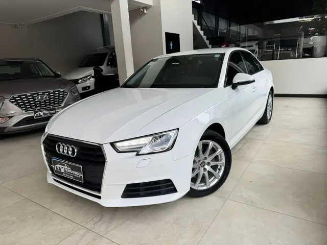 Carro Audi A4 2018 2.0 TFSI Attraction S Tronic
