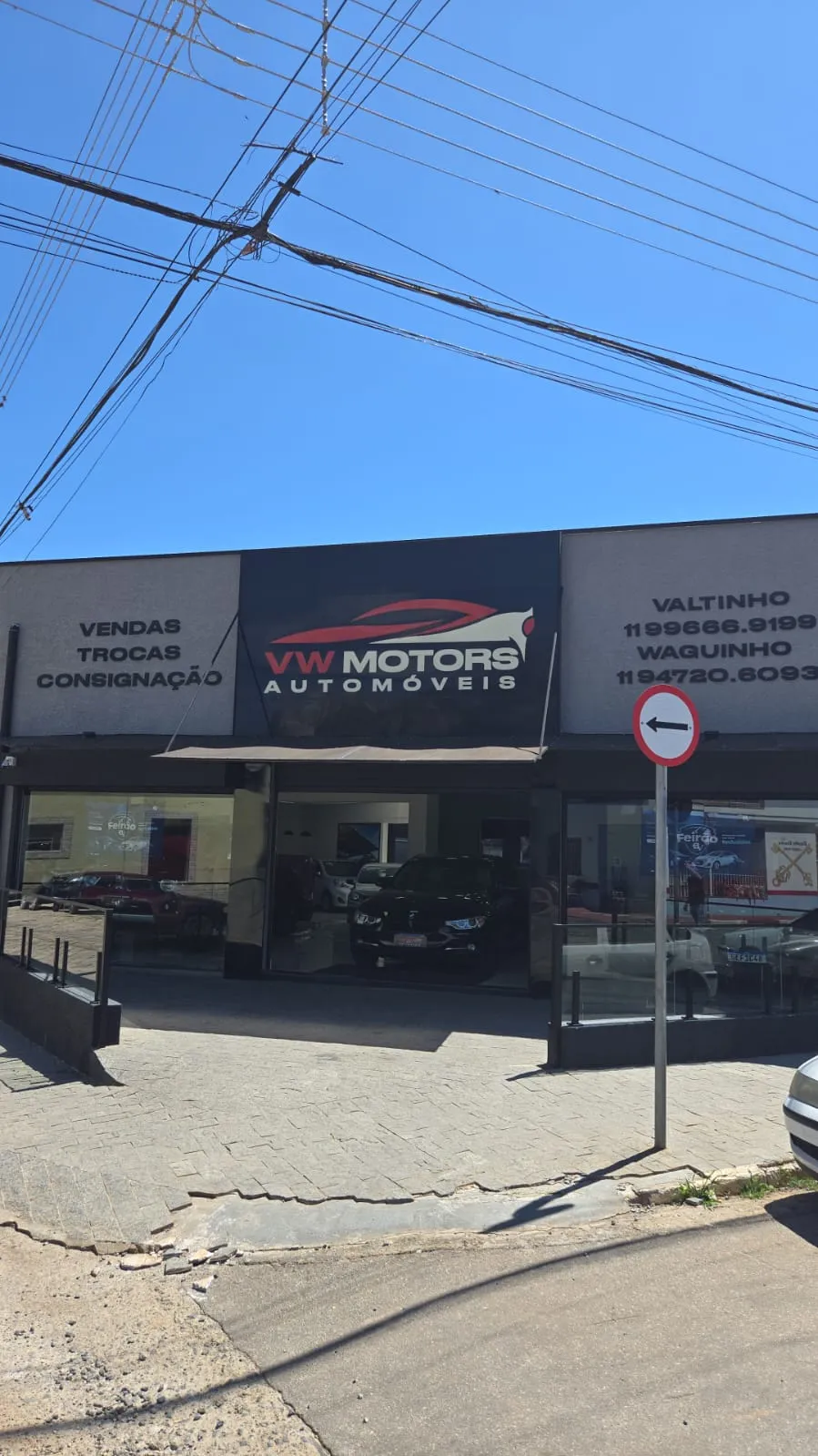 Fachada da loja VW AUTOMOVEIS - Piracaia - SP