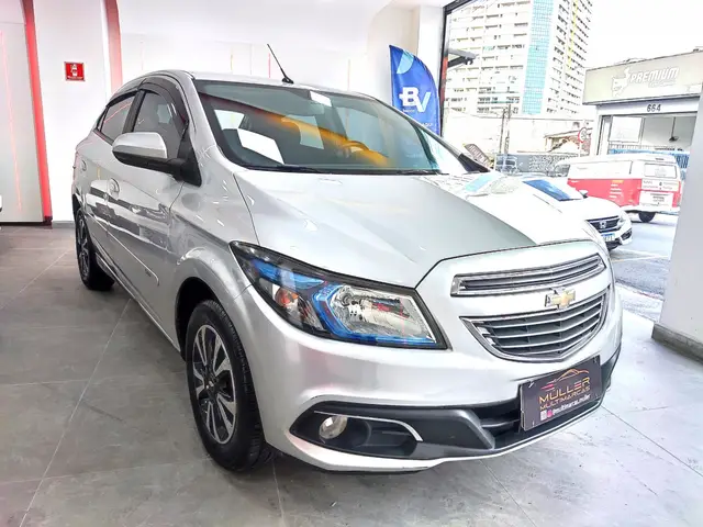 Carro Chevrolet Onix 2015 1.4 LTZ SPE/4 (Aut)