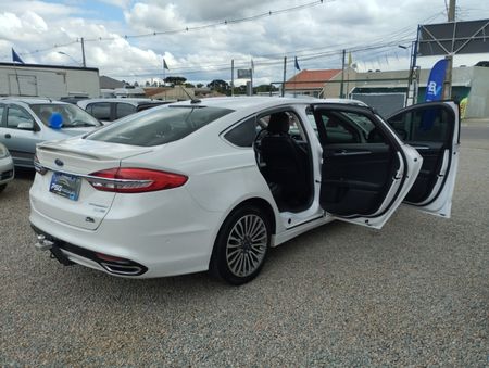 Fusion 2.0 EcoBoost Titanium AWD (Aut)