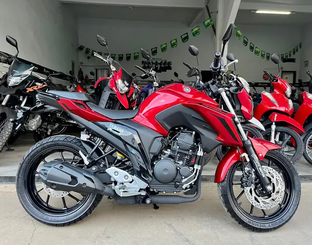 Moto Yamaha Fazer FZ25 2025 Flex