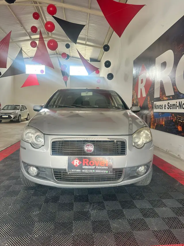 Carro Fiat Siena 2011 Essence 1.6 16V (Flex)