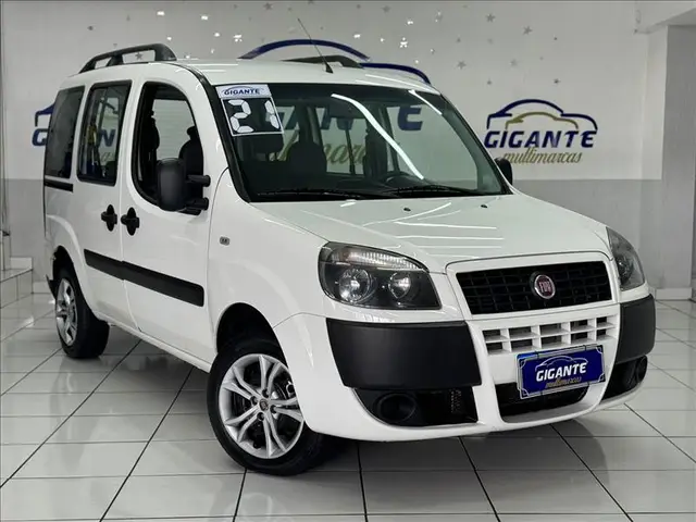 Carro Fiat Doblò 2021 Essence 1.8 16V (Flex)