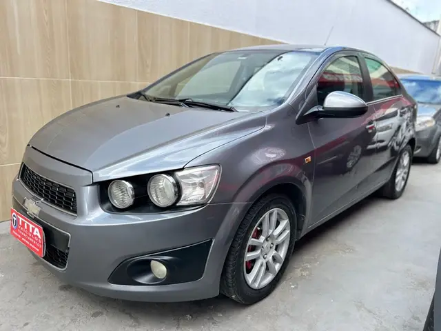 Carro Chevrolet Sonic Sedan 2012 LTZ (Aut)