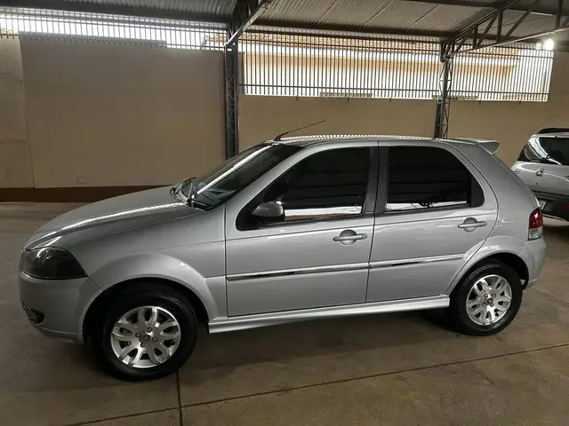 Carro Fiat Palio 2009 ELX 1.4 (Flex)