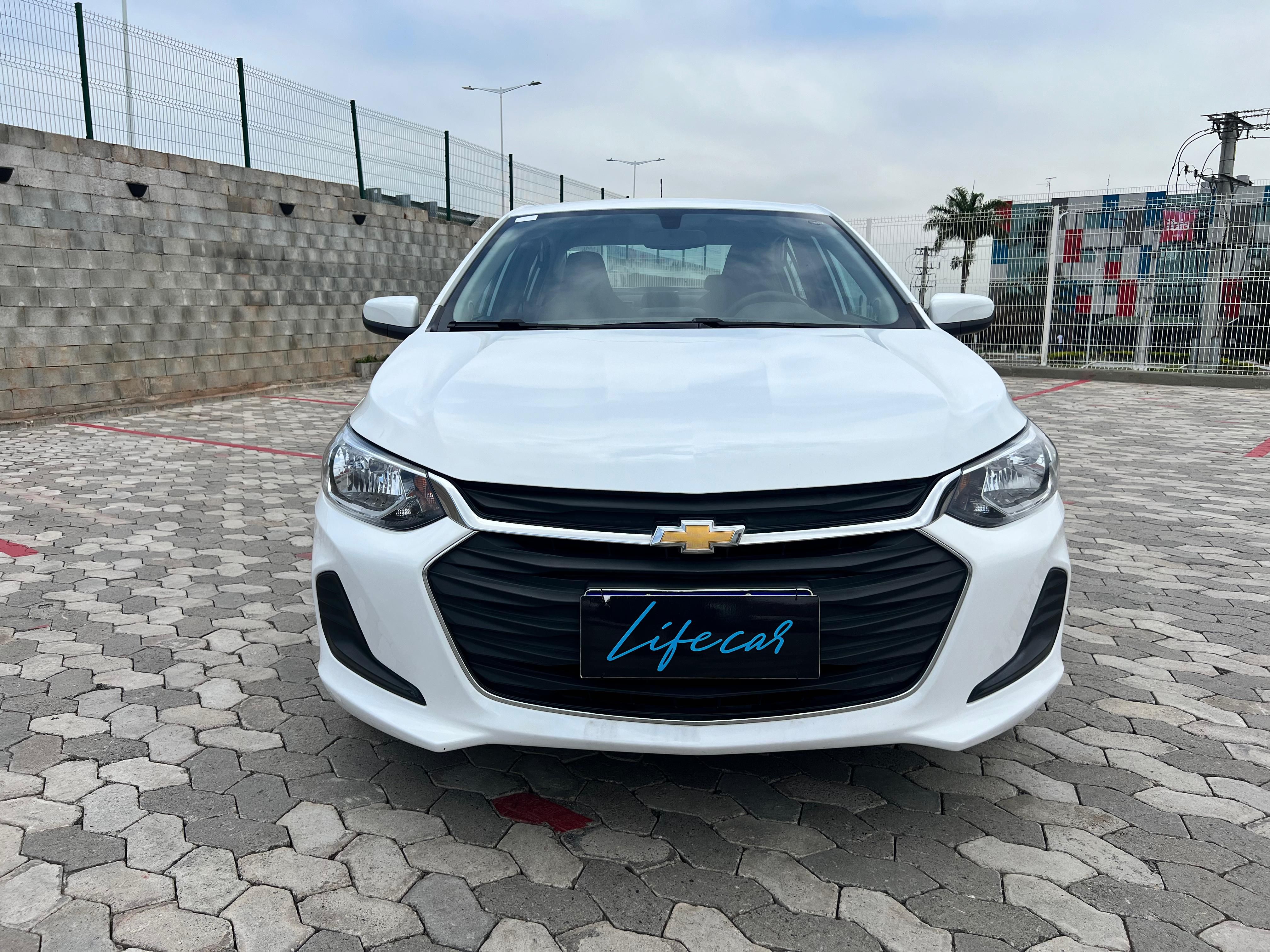 Chevrolet Onix Plus