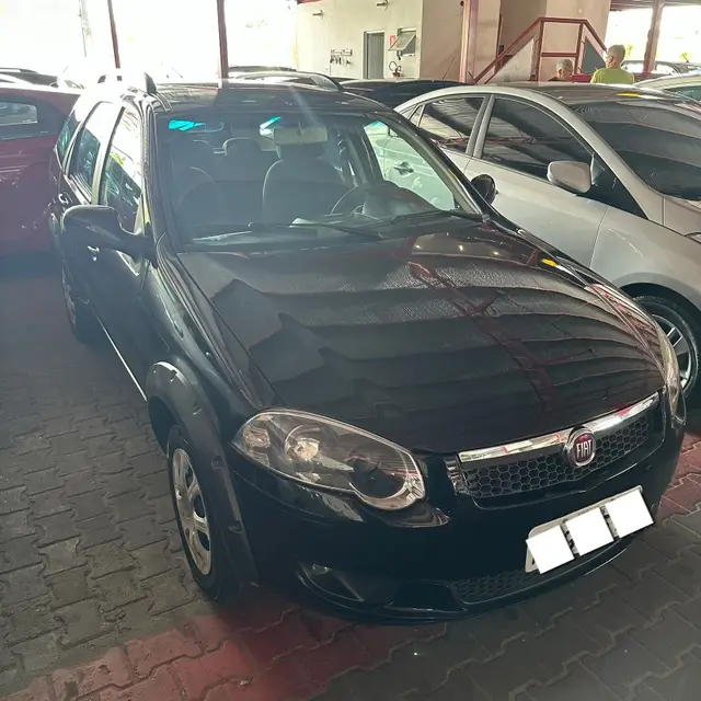 Carro Fiat Weekend 2016 Trekking 1.6 E.torQ (Flex)