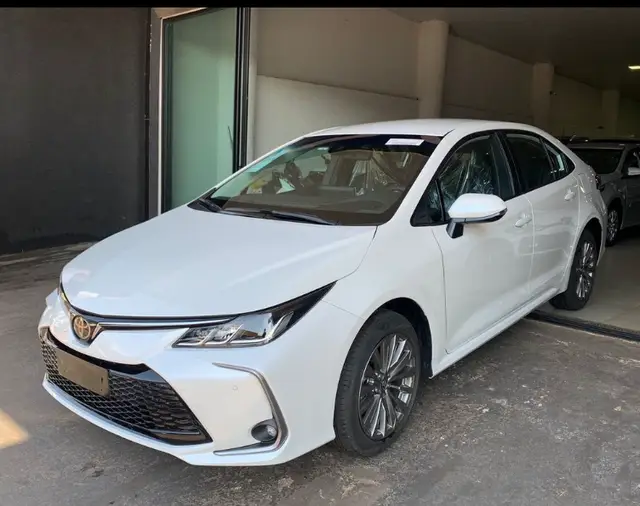 Carro Toyota Corolla 2024 XEi 2.0