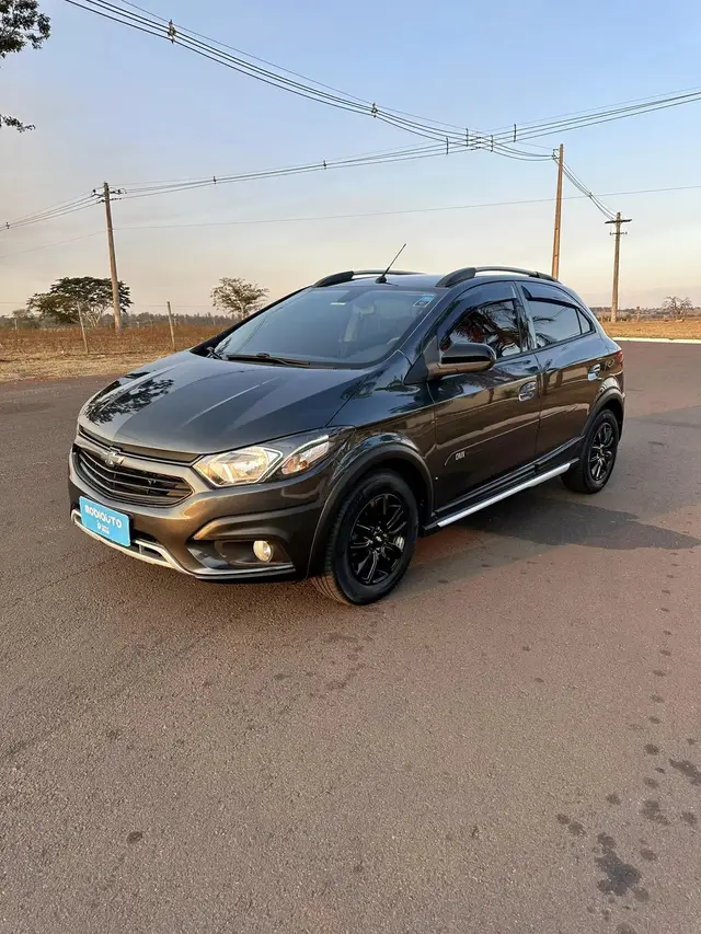 Carro Chevrolet Onix 2019 1.0 LT SPE/4