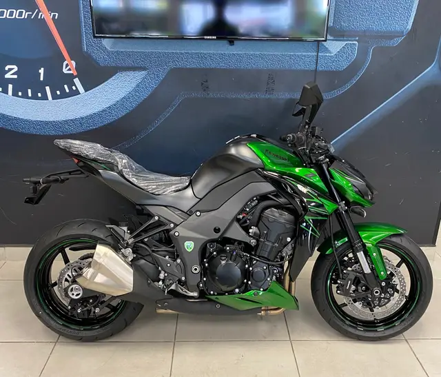 Carro Kawasaki Z 1000 2024 (ABS)