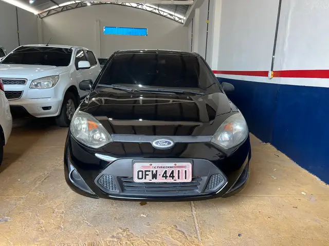 Carro Ford Fiesta Hatch 2013 Rocam 1.0 (Flex)