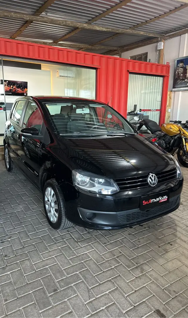 Carro Volkswagen Fox 2014 1.6 VHT (Flex)