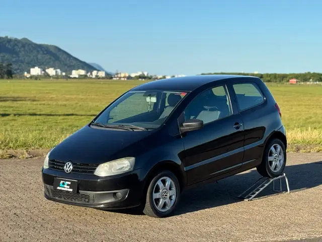Carro Volkswagen Fox 2012 1.0 8V (Flex) 2p