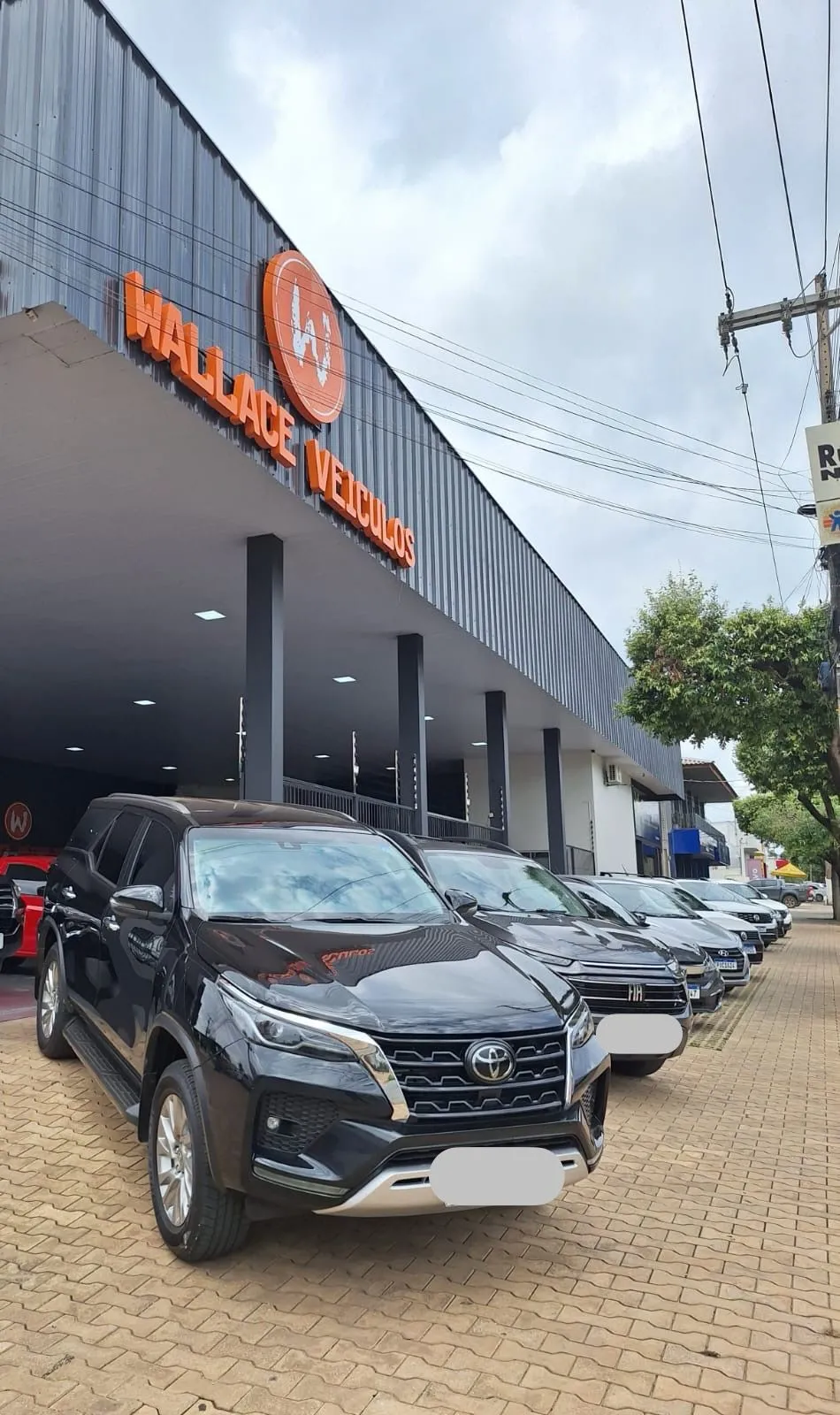 Fachada da loja Veículos à venda em WALLACE VEICULOS - Sorriso - MT | Mobiauto