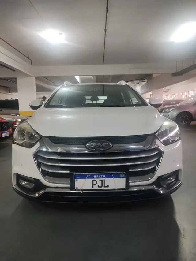 Carro JAC T40 Plus 2020 1.6 16V 5p (Aut)
