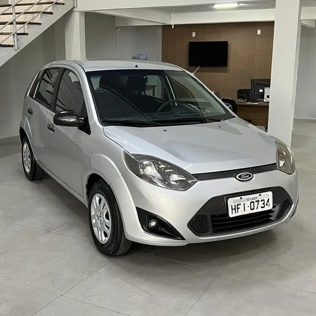 Carro Ford Fiesta Hatch 2012 1.0 (Flex)