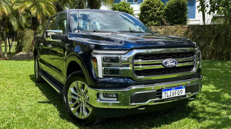 Nova Ford F-150 2025: 10 detalhes insanos da picape com motor V8 do Mustang