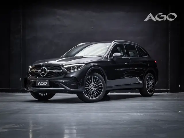 Carro Mercedes-Benz GLC 300  2025 2.0 MHEV 4MATIC AMG LINE