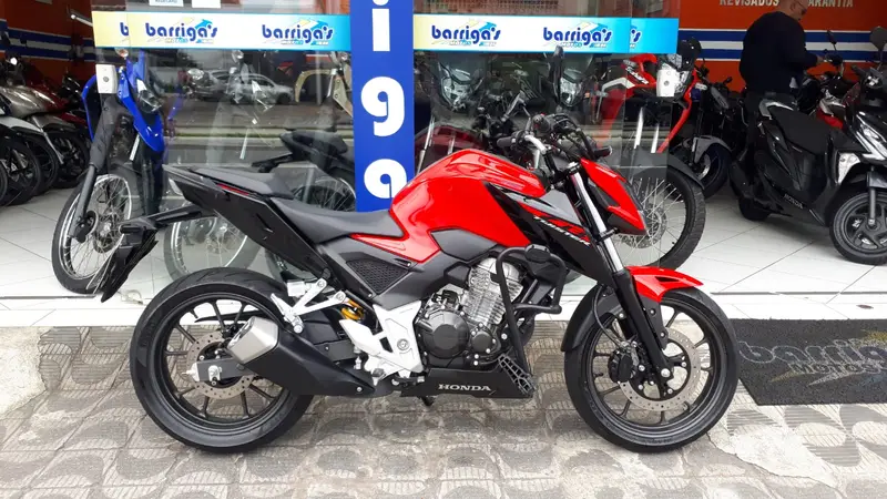 Honda CB 300F Twister (ABS)