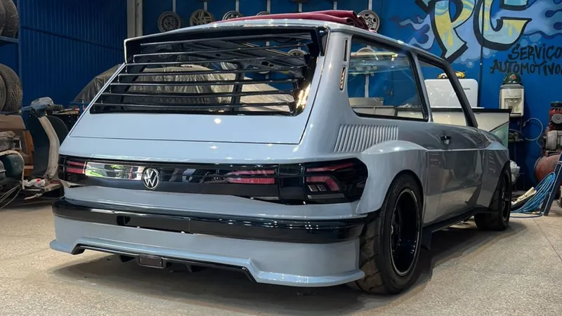 Este VW Brasília usou base de Civic e peça de Nivus em projeto de R$ 500 mil
