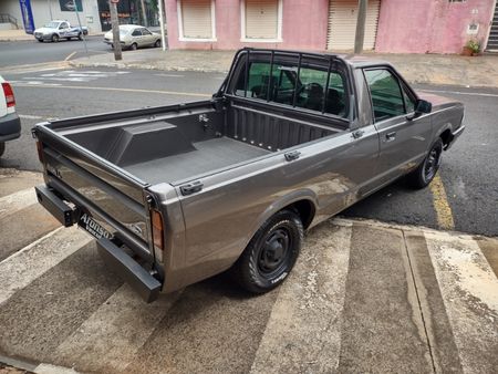 Pampa L 1.6 (Cab Simples)