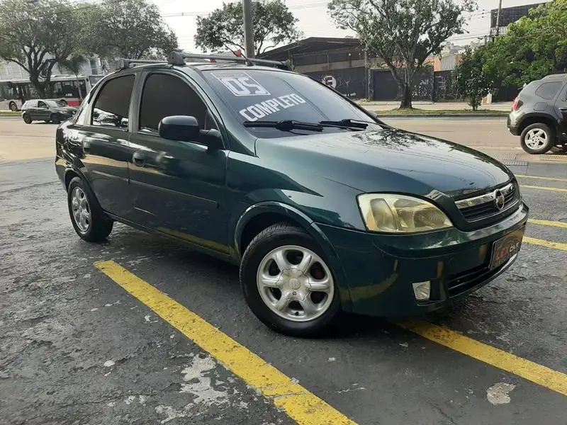 Chevrolet Corsa Sedan Premium 1.0