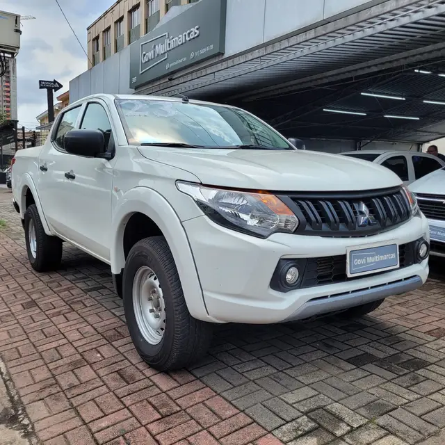 Carro Mitsubishi L200 2023 Triton GL 2.4 Turbo