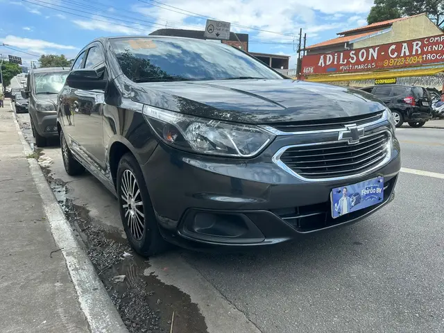 Carro Chevrolet Cobalt 2018 LT 1.4 8V (Flex)