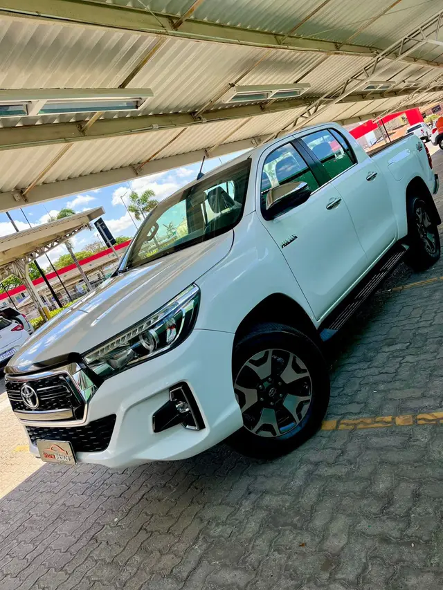 Carro Toyota Hilux Cabine Dupla 2019 Hilux 2.8 TDI CD SRX 50th 4x4 (Aut)