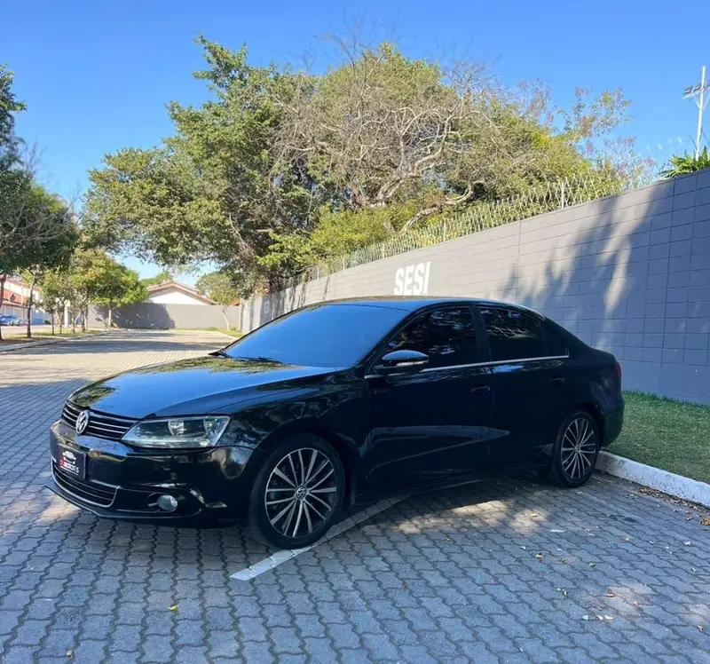Volkswagen Jetta 2.0 TSI Highline DSG