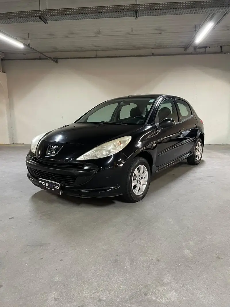 Peugeot 207 Hatch XR 1.4 8V (flex) 4p