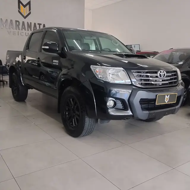 Carro Toyota Hilux Cabine Dupla 2014 Hilux 3.0 TDI 4x4 CD SRV (Aut)