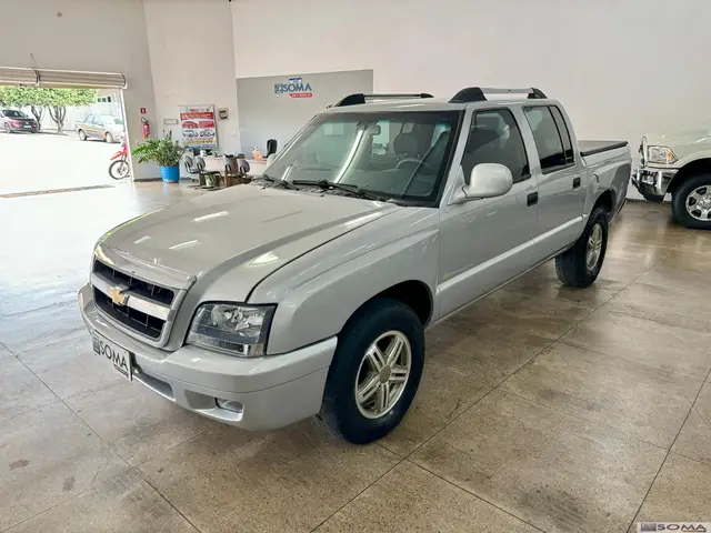 Carro Chevrolet S10 Cabine Dupla 2003 S10 4x2 2.8 (nova série) (Cab Dupla)